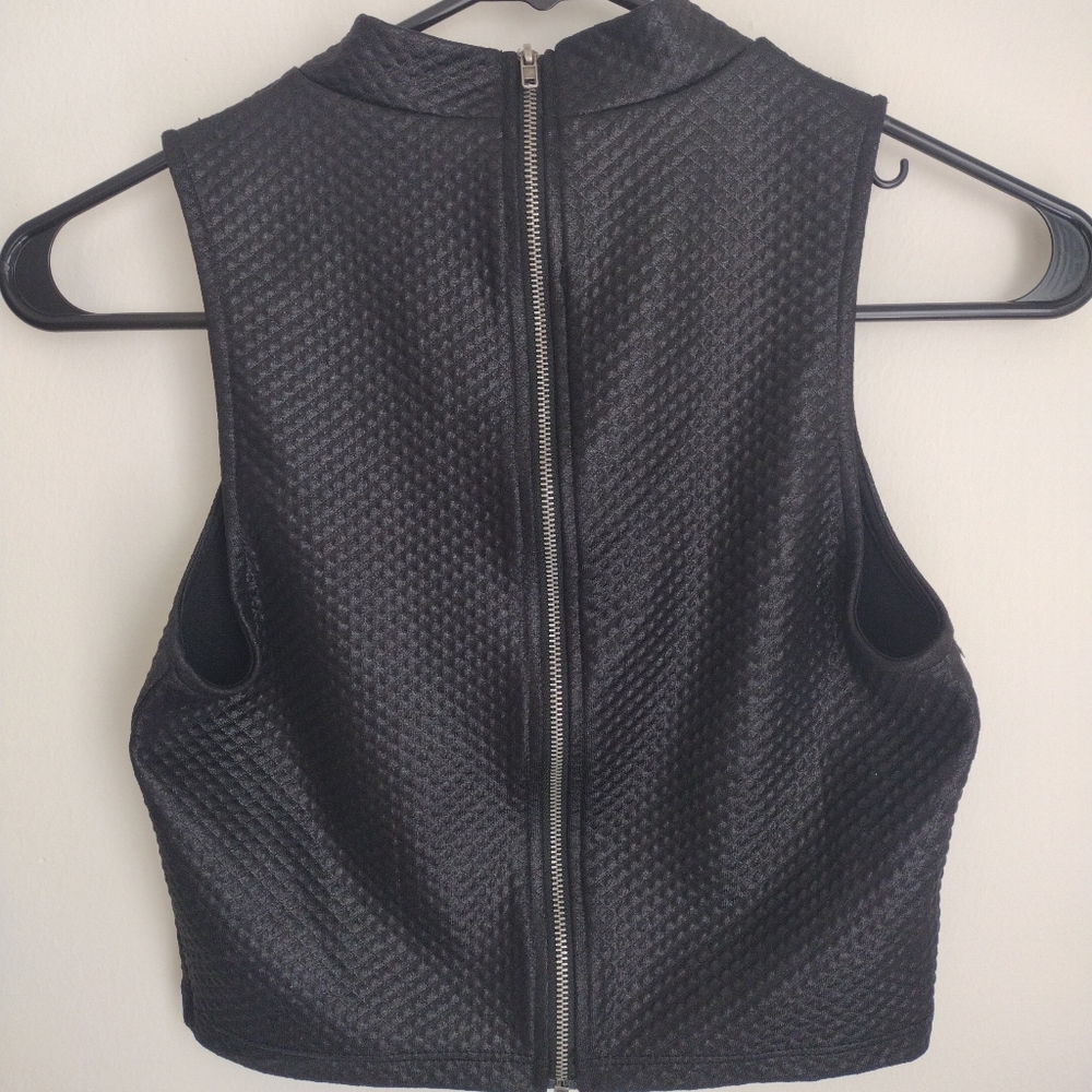 Black Textured Cropped Tank Top